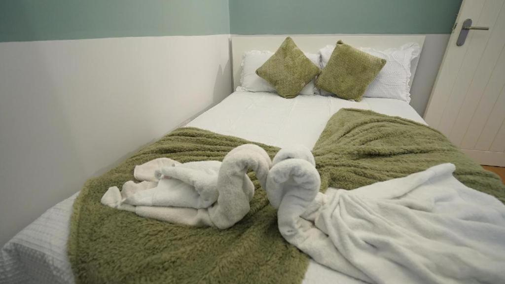 Sussex Garden One Bedroom Apartment 런던 외부 사진